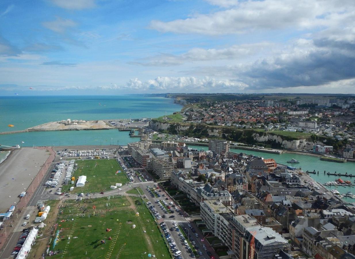 Toutes Voiles Dehors - Vue Mer & Chateau - Cosy دْييب المظهر الخارجي الصورة
